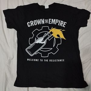 Crown the empire L welcome to the resistance